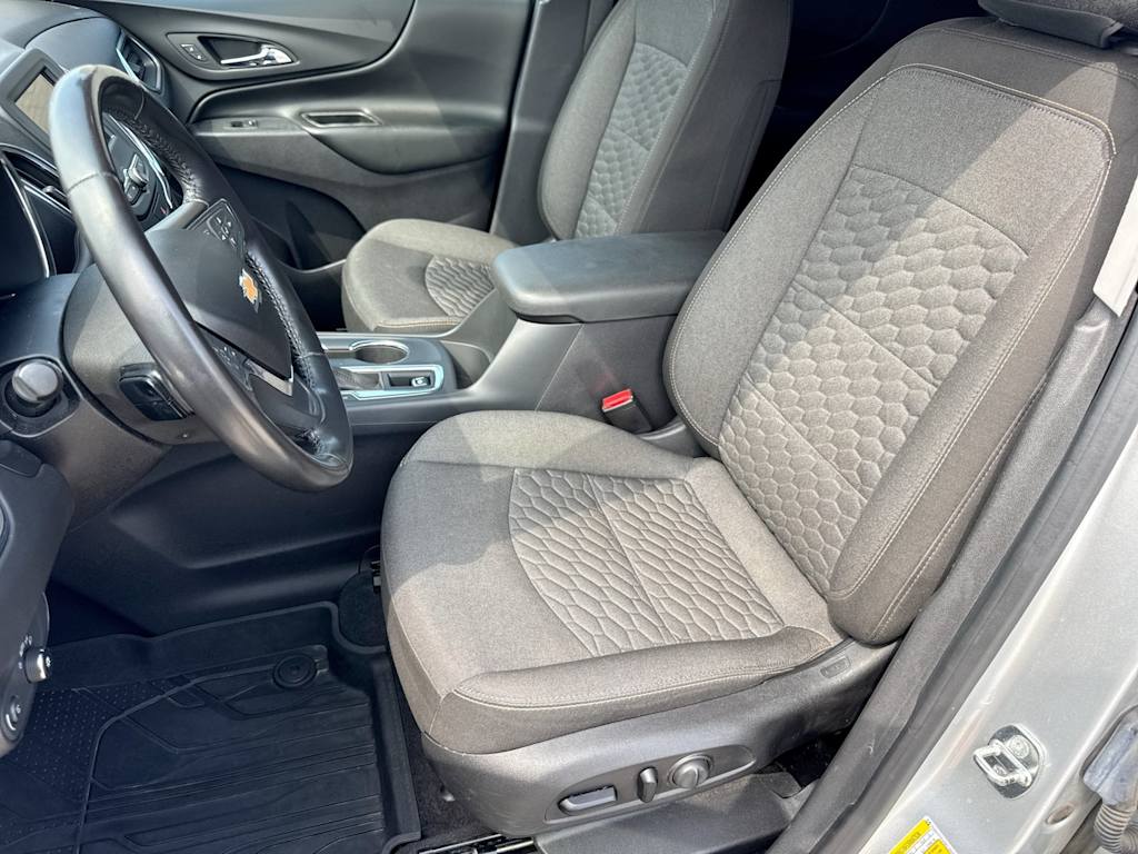 Thumbnail: 2019 Chevrolet Equinox - 10