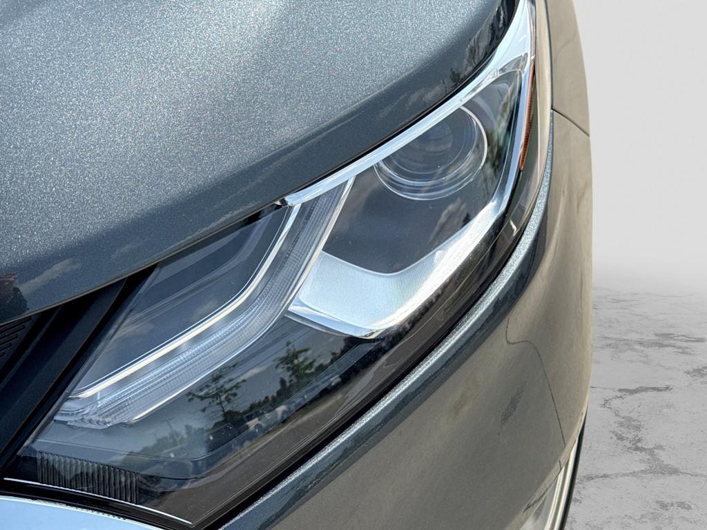 Thumbnail: 2019 Chevrolet Equinox - 22