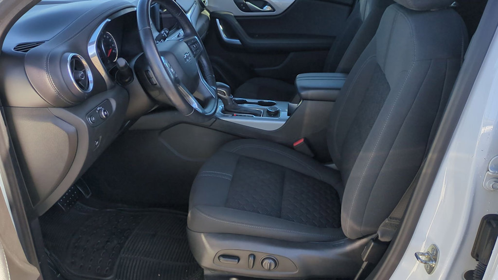 Thumbnail: 2020 Chevrolet Blazer - 11