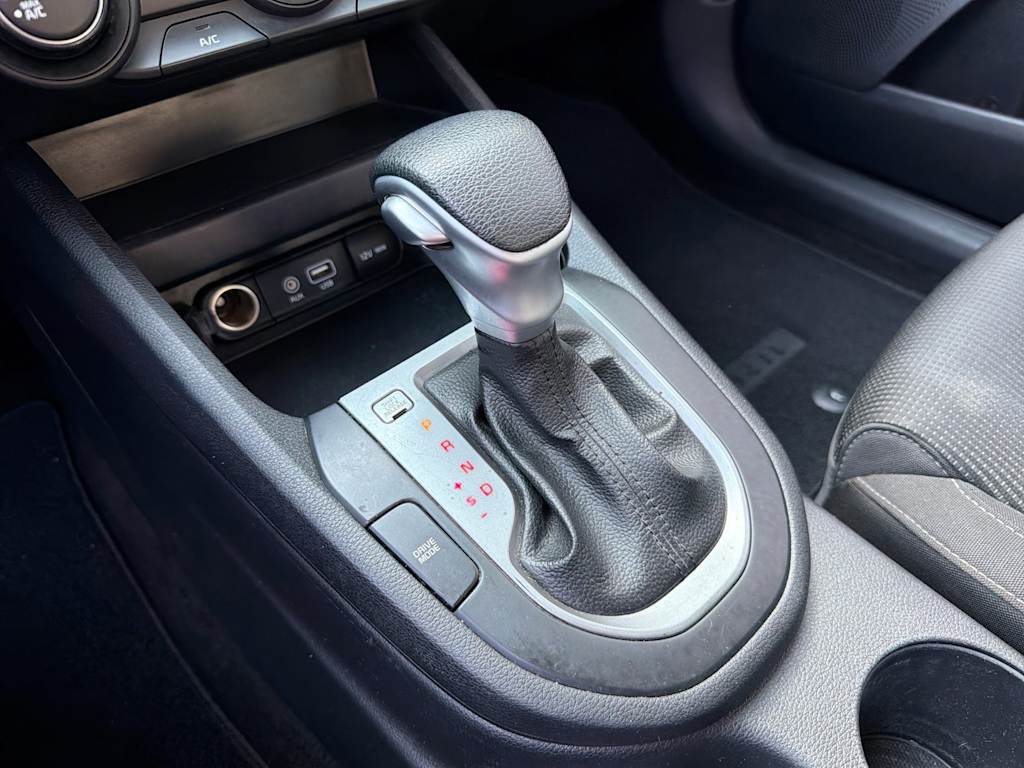 Thumbnail: 2021 Kia Forte - 15