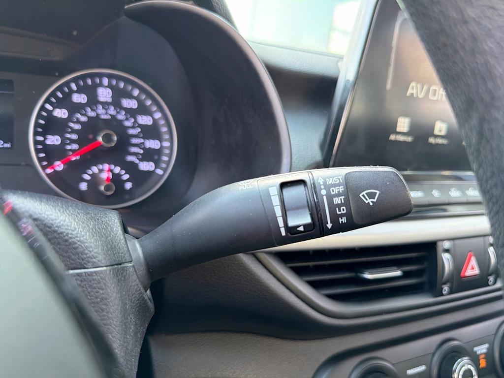 Thumbnail: 2021 Kia Forte - 29