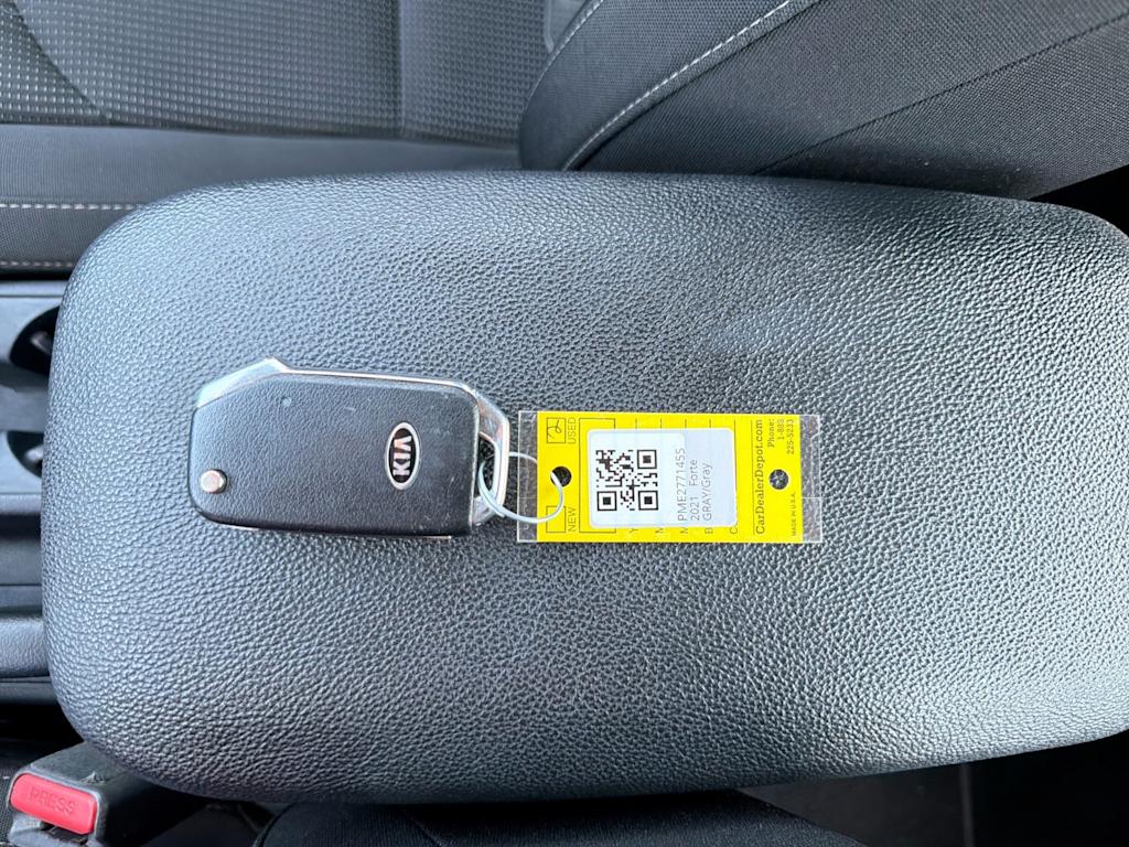 Thumbnail: 2021 Kia Forte - 34