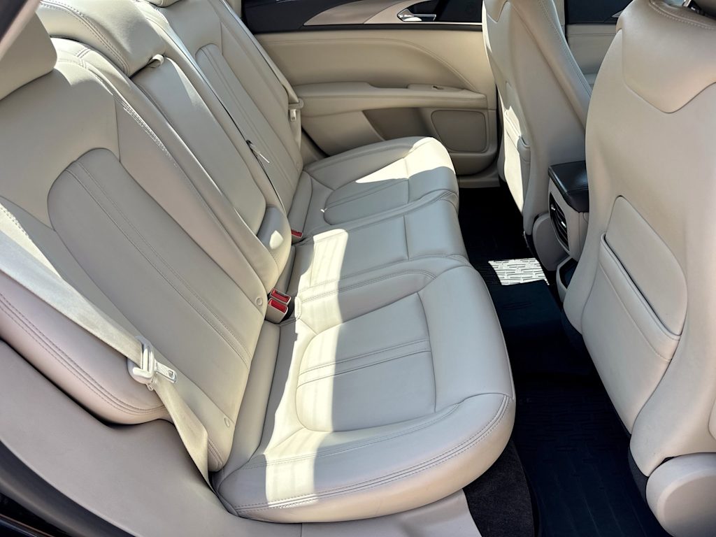 Thumbnail: 2017 Lincoln MKZ - 25