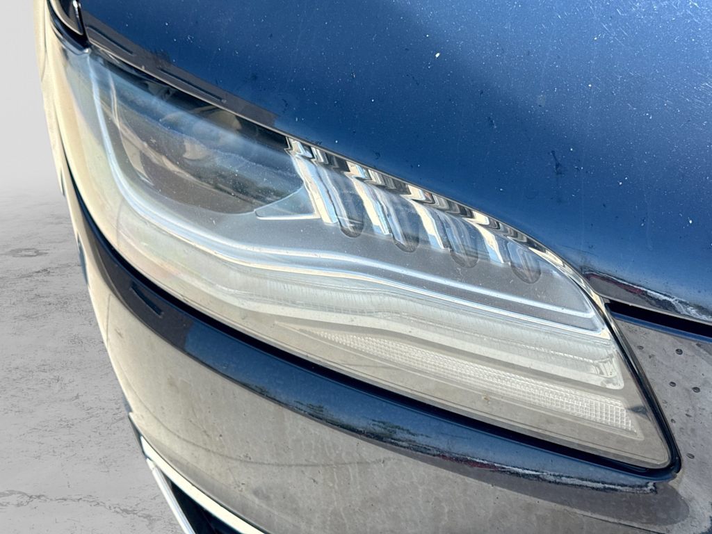 Thumbnail: 2017 Lincoln MKZ - 5