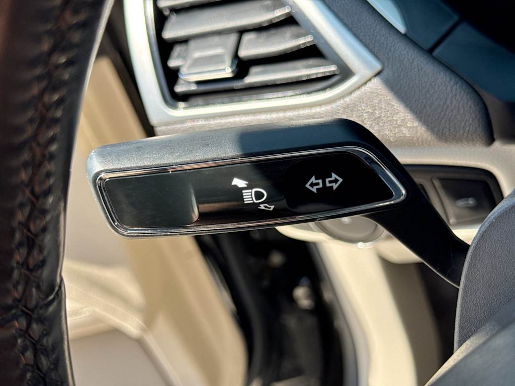 Thumbnail: 2017 Lincoln MKZ - 28
