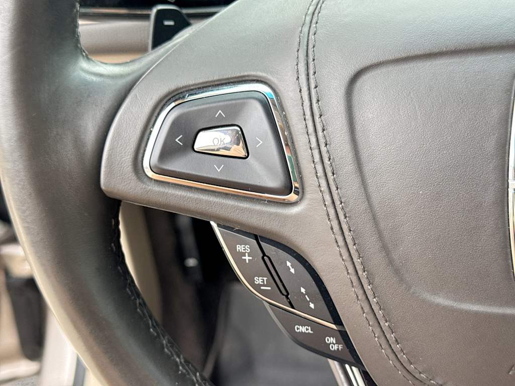 Thumbnail: 2020 Lincoln MKZ - 29