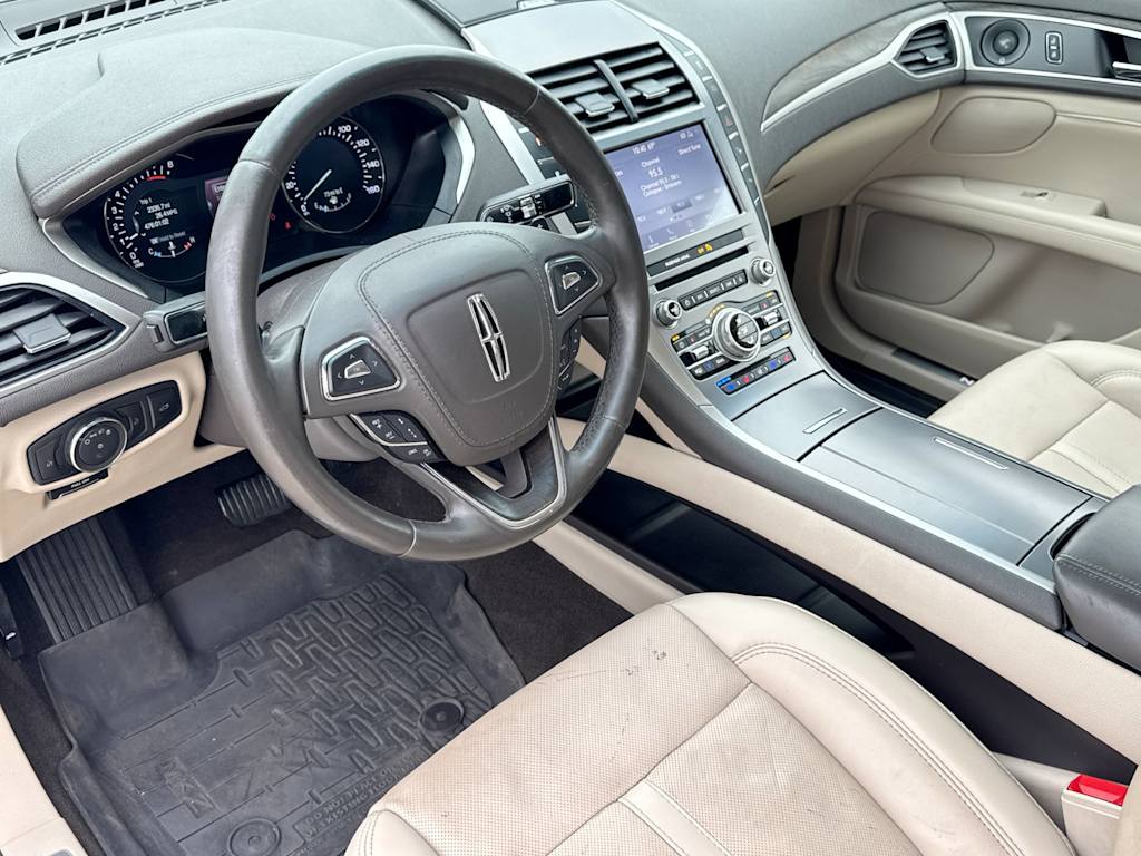 Thumbnail: 2020 Lincoln MKZ - 2
