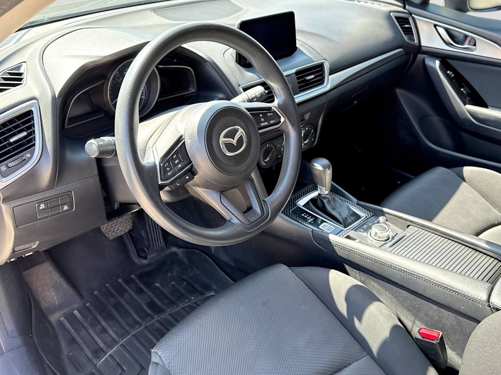 Thumbnail: 2018 Mazda Mazda3 - 2