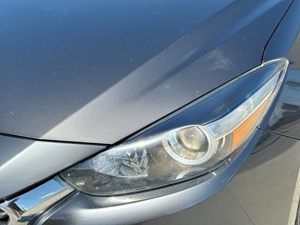 Thumbnail: 2018 Mazda Mazda3 - 22