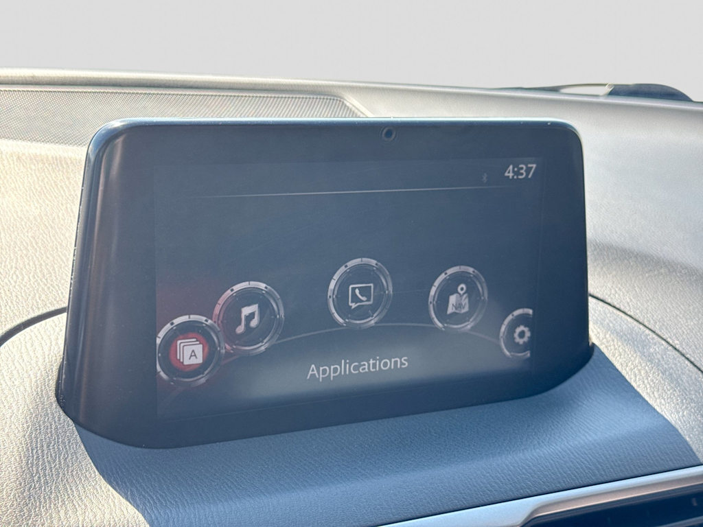 Thumbnail: 2018 Mazda Mazda3 - 17
