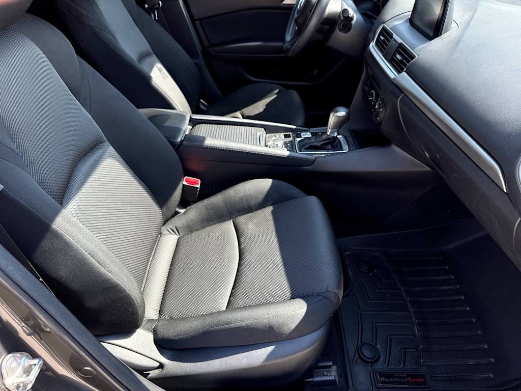 Thumbnail: 2018 Mazda Mazda3 - 11
