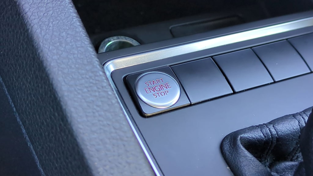 Thumbnail: 2018 Volkswagen Jetta - 30