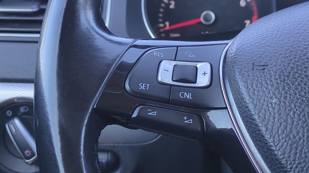 Thumbnail: 2018 Volkswagen Jetta - 26