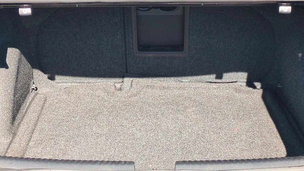 Thumbnail: 2018 Volkswagen Jetta - 16