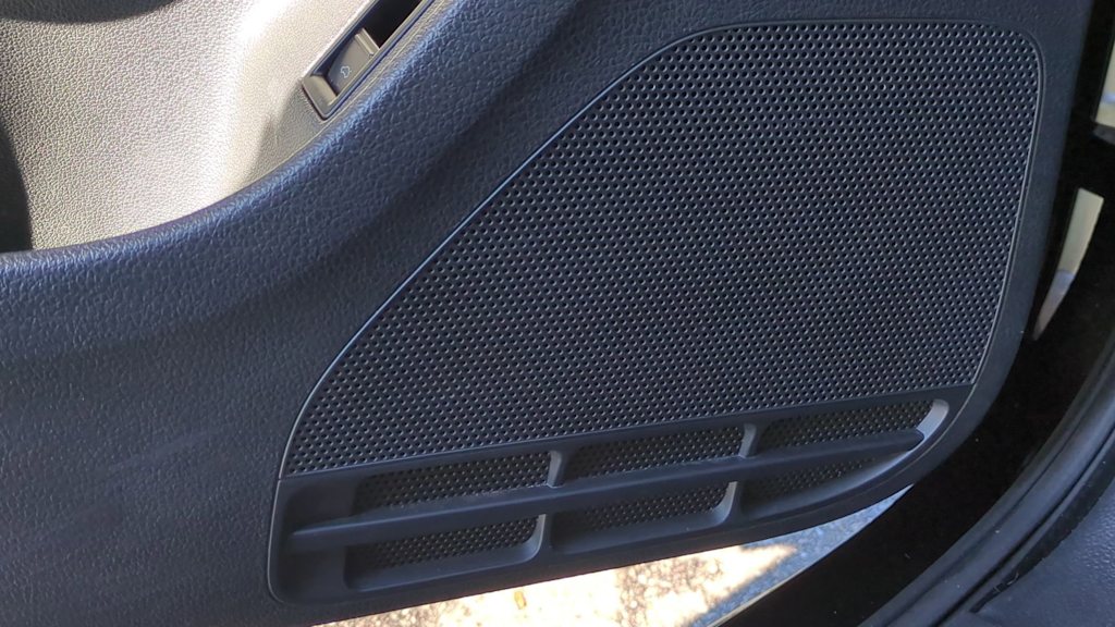 Thumbnail: 2018 Volkswagen Jetta - 33