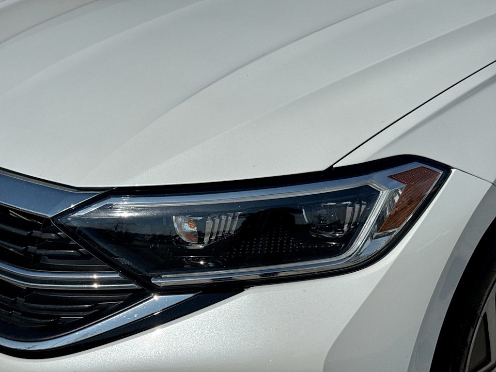 Thumbnail: 2024 Volkswagen Jetta - 22