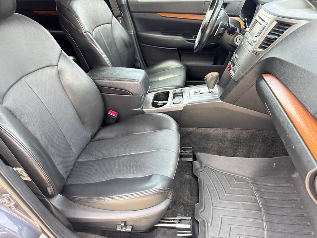 Thumbnail: 2014 Subaru Outback - 11