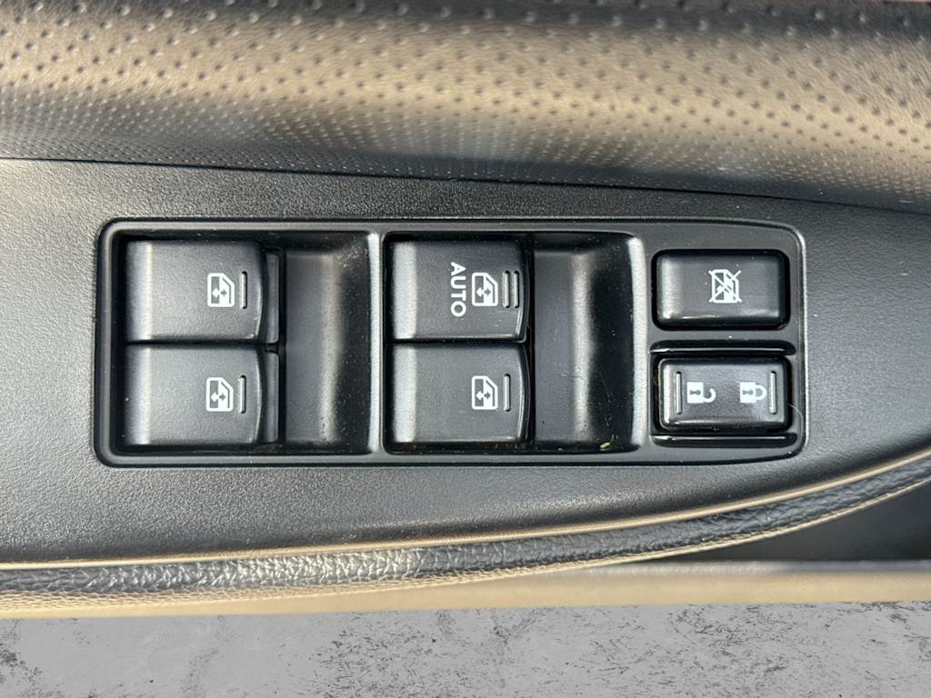 Thumbnail: 2014 Subaru Outback - 23