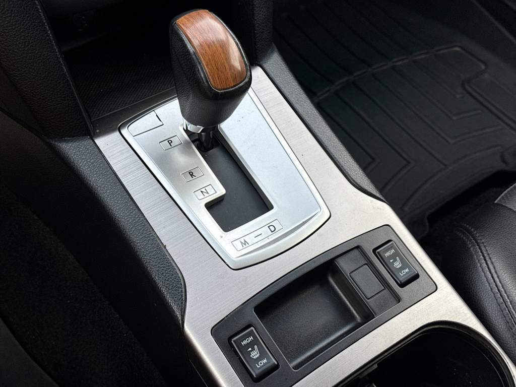 Thumbnail: 2014 Subaru Outback - 15