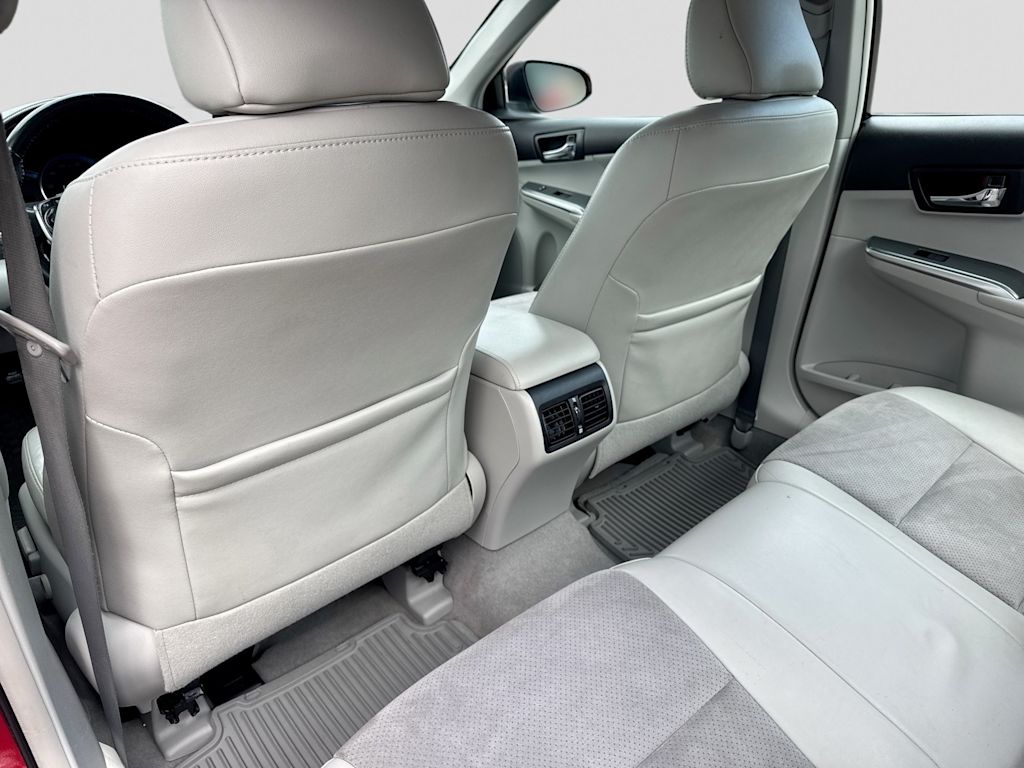 Thumbnail: 2012 Toyota Camry - 12