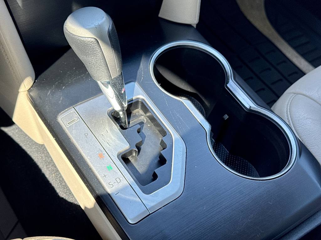 Thumbnail: 2014 Toyota Camry - 14