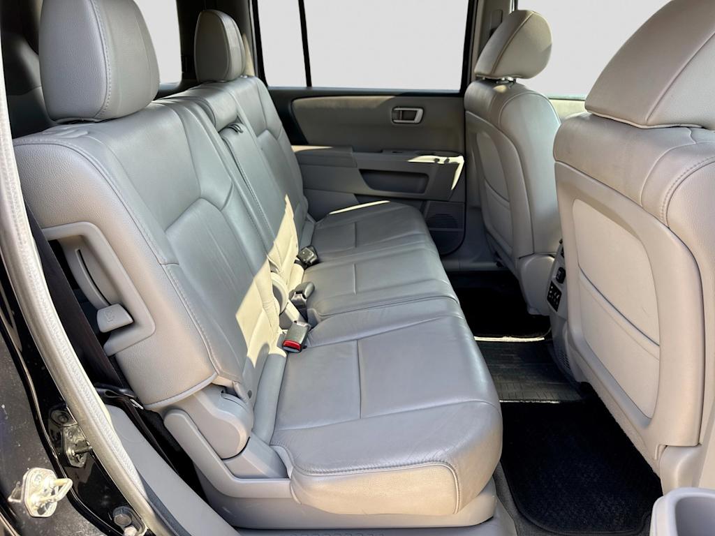 Thumbnail: 2013 Honda Pilot - 27