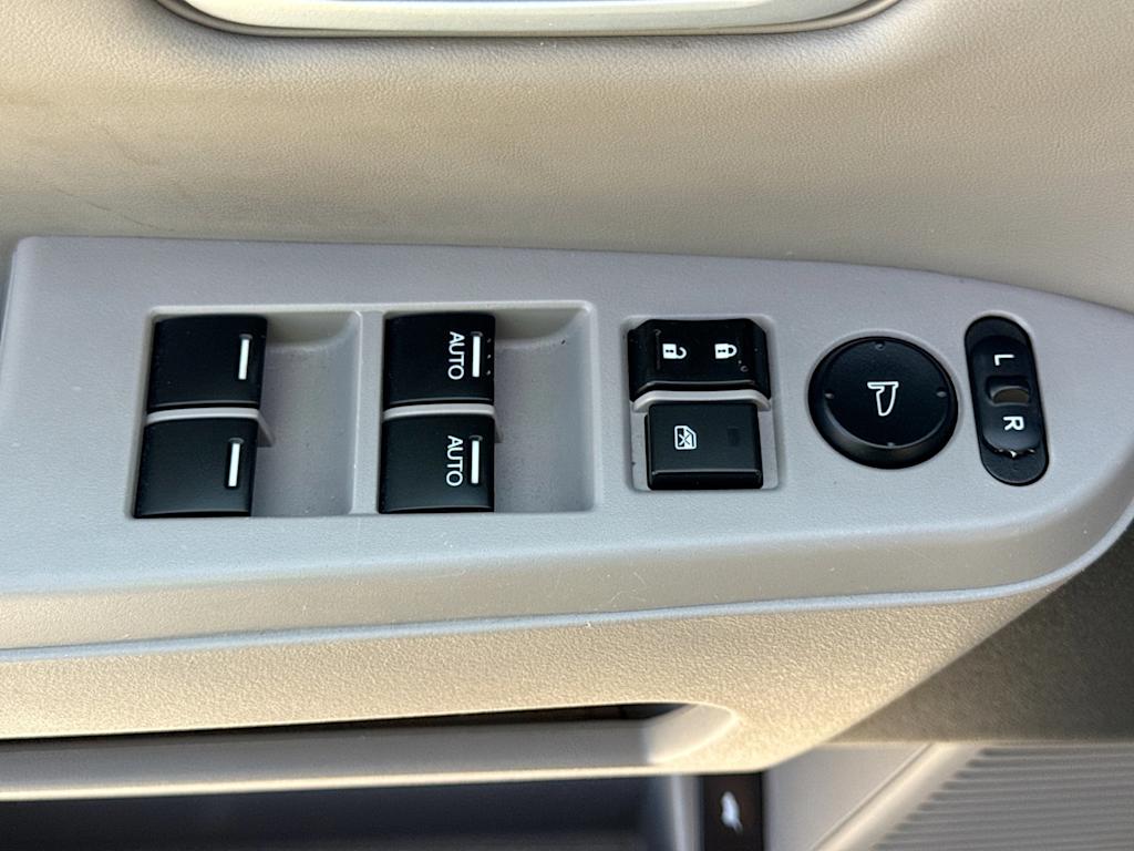 Thumbnail: 2013 Honda Pilot - 24