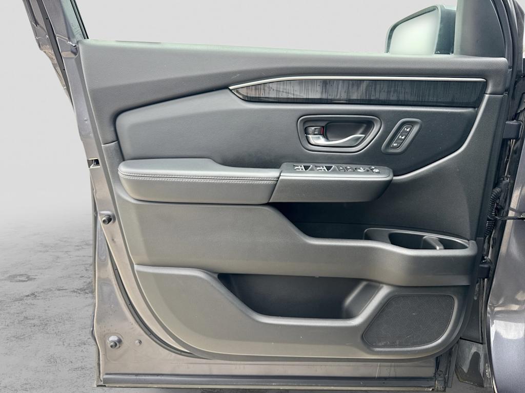 Thumbnail: 2023 Honda Pilot - 37