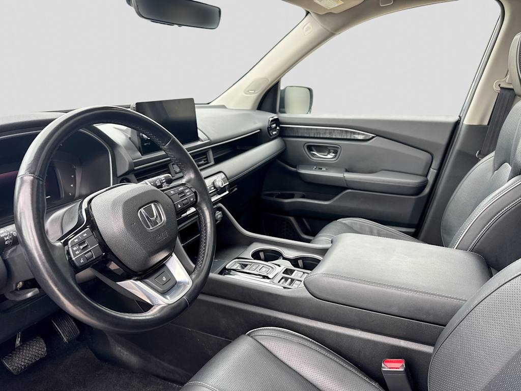 Thumbnail: 2023 Honda Pilot - 2