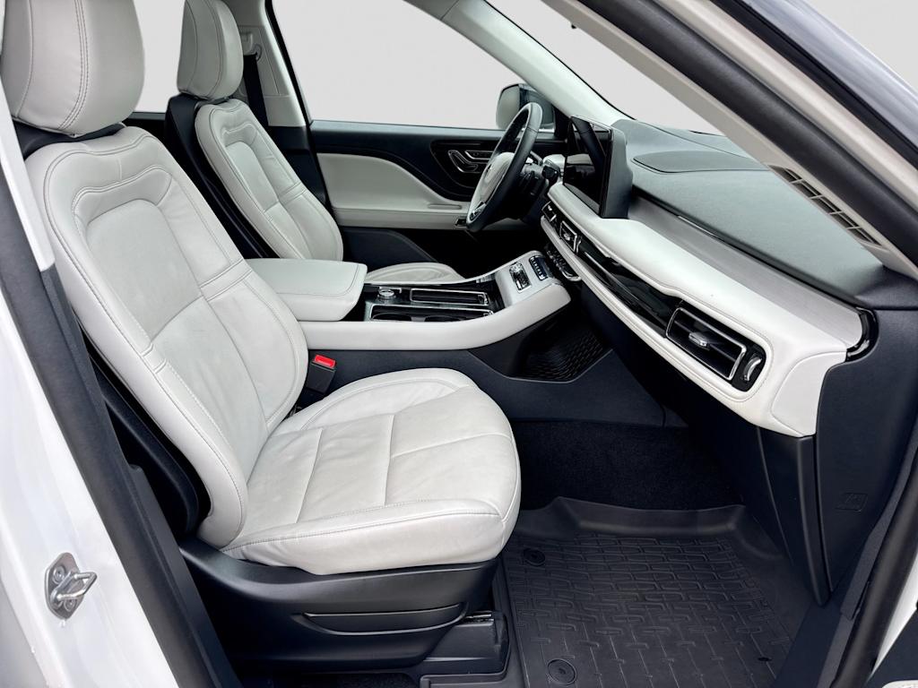 Thumbnail: 2025 Lincoln Aviator - 11