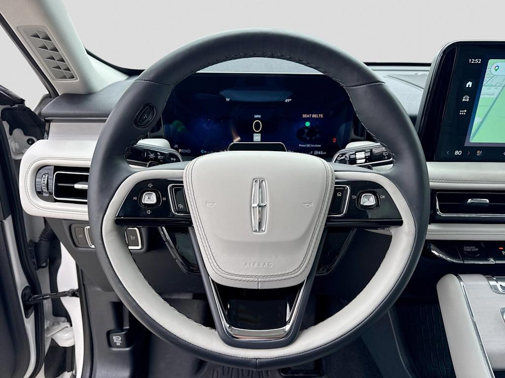 Thumbnail: 2025 Lincoln Aviator - 13