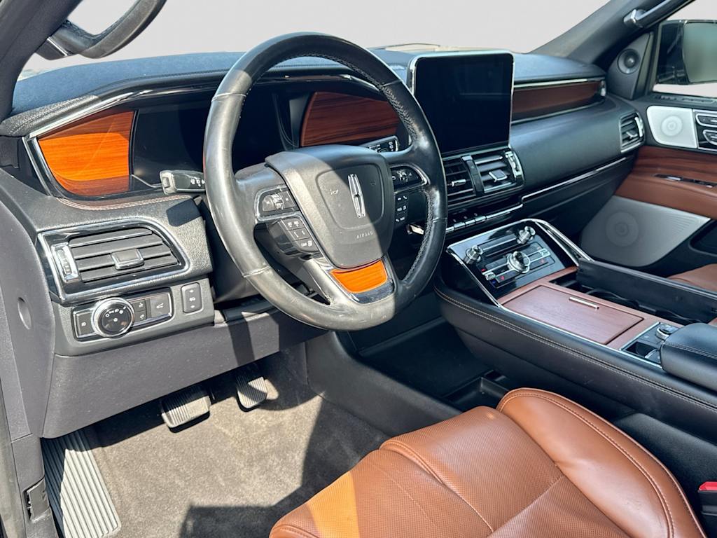Thumbnail: 2019 Lincoln Navigator - 2