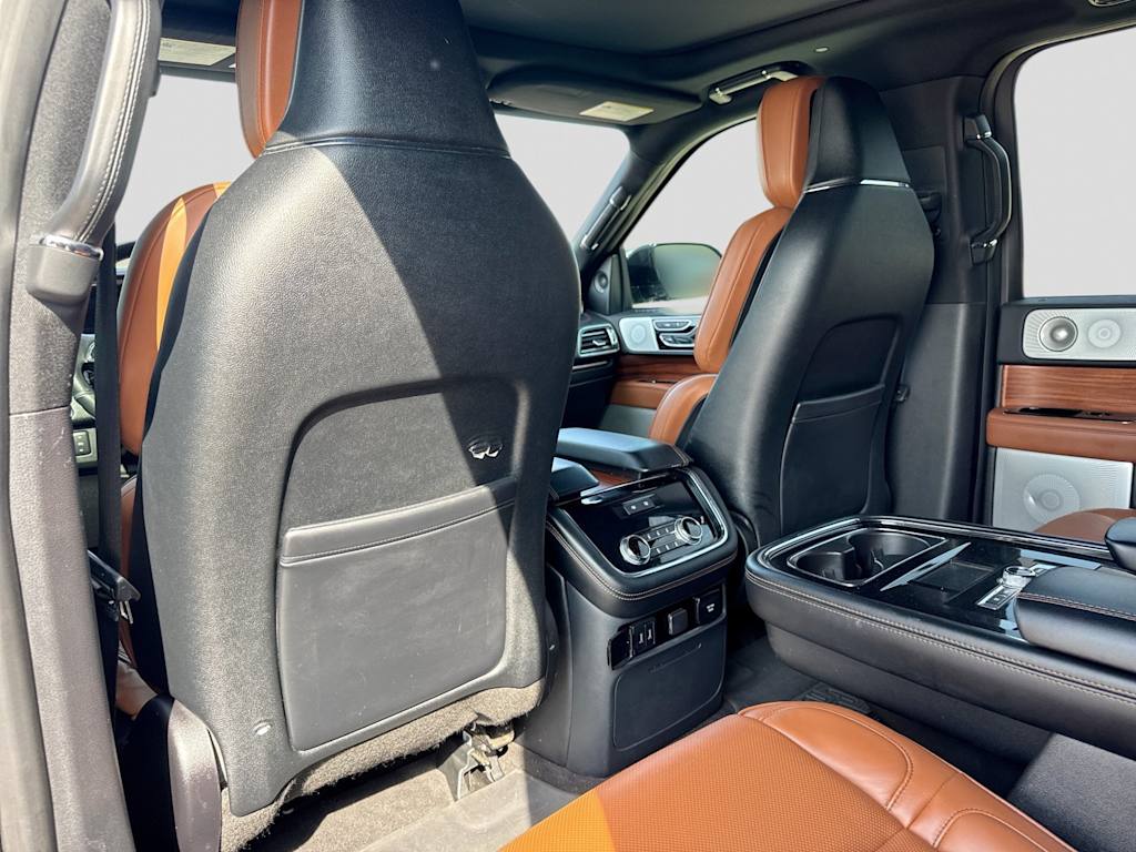 Thumbnail: 2019 Lincoln Navigator - 10