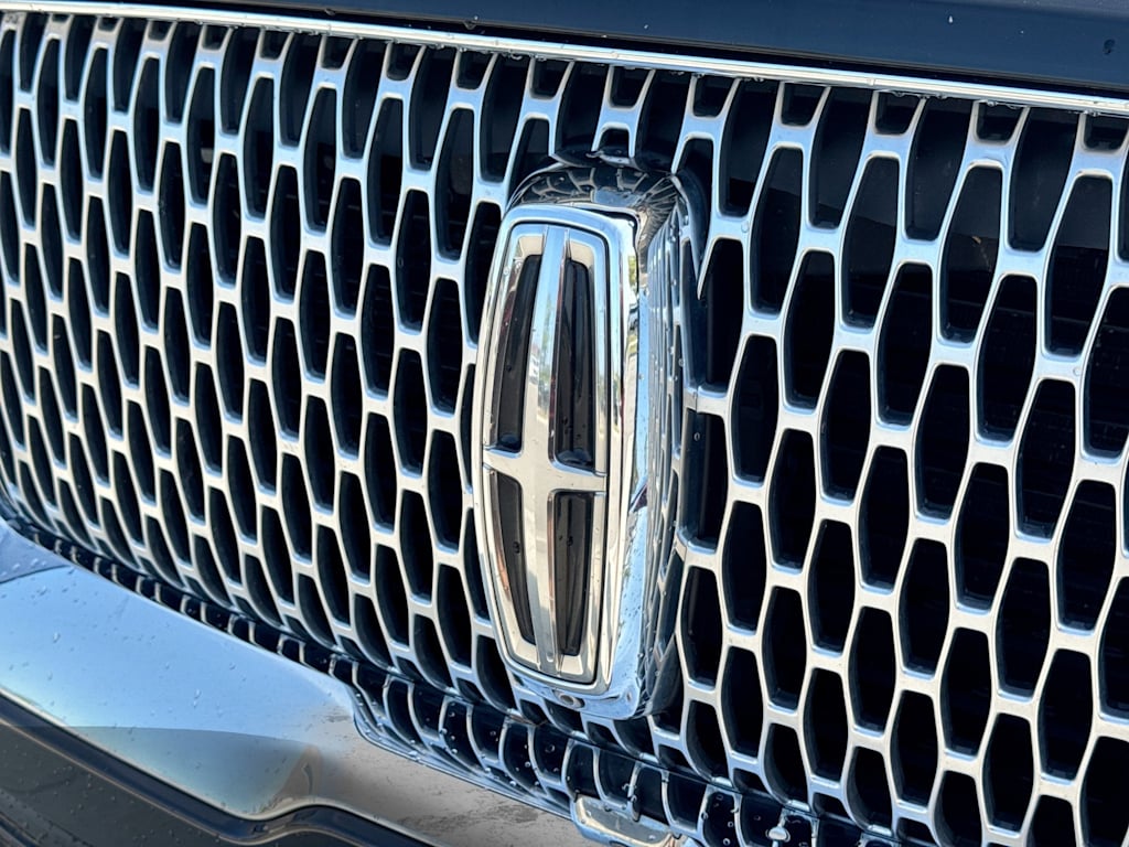 Thumbnail: 2019 Lincoln Navigator - 7