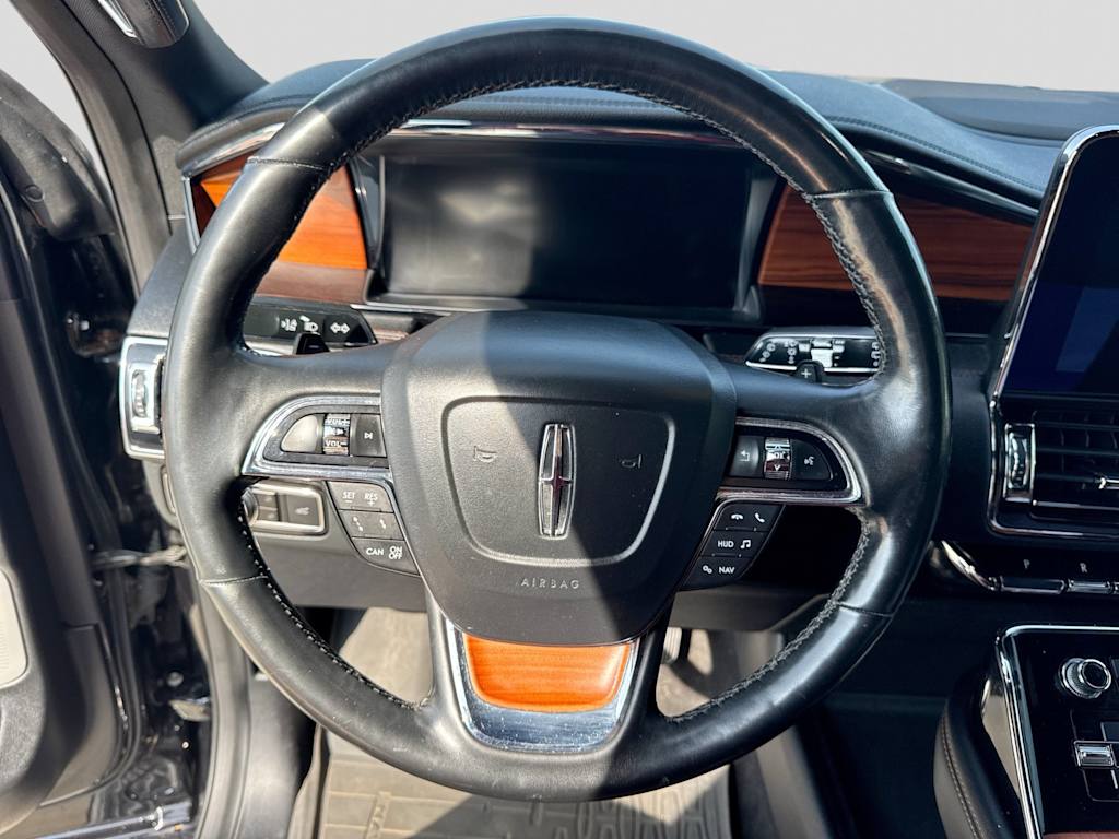 Thumbnail: 2019 Lincoln Navigator - 12