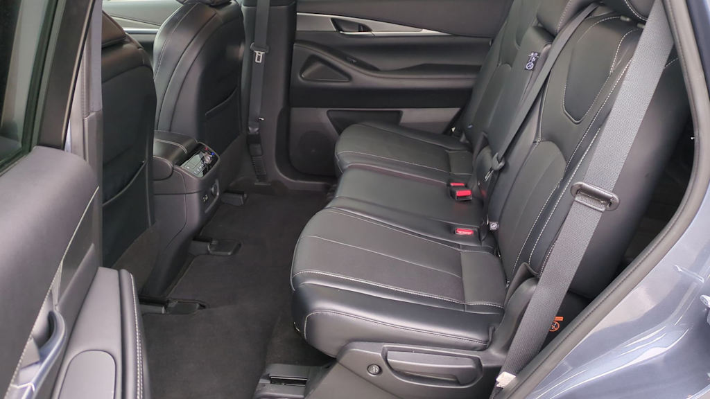 Thumbnail: 2023 INFINITI QX60 - 12