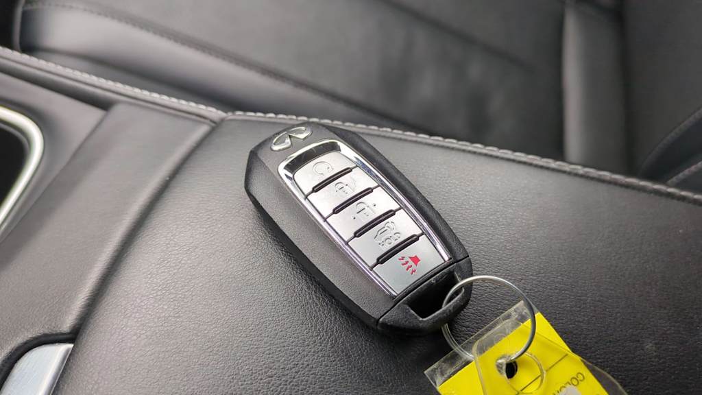 Thumbnail: 2023 INFINITI QX60 - 16