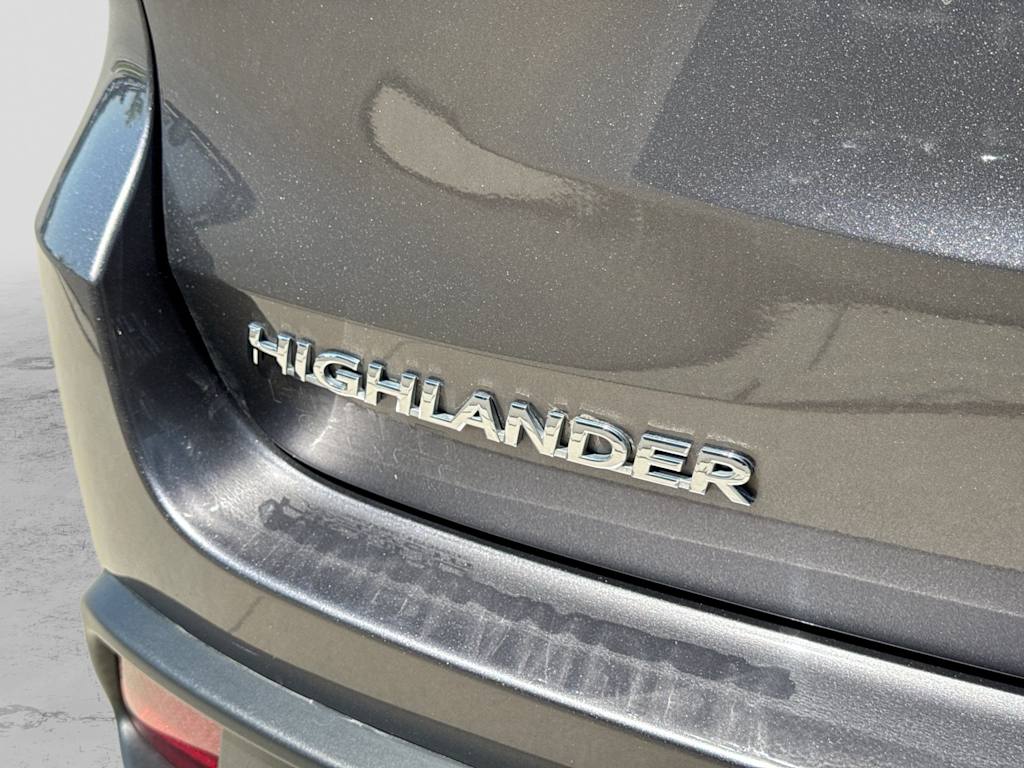 Thumbnail: 2019 Toyota Highlander - 24