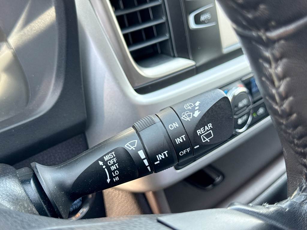 Thumbnail: 2019 Toyota Highlander - 31