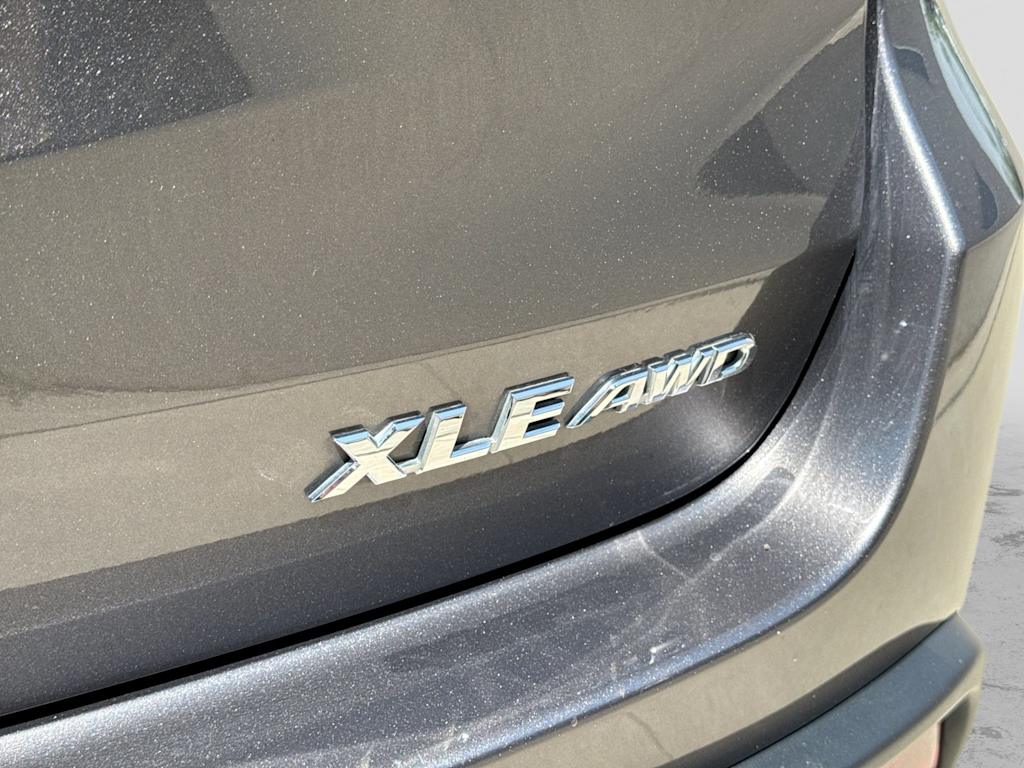 Thumbnail: 2019 Toyota Highlander - 36