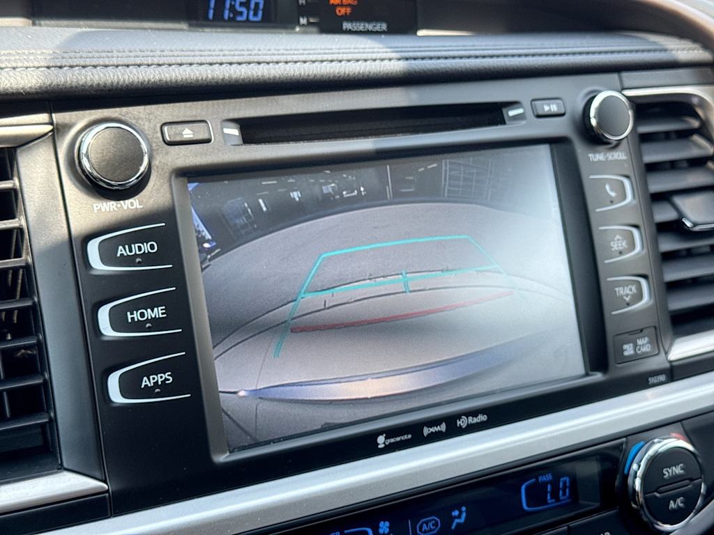 Thumbnail: 2019 Toyota Highlander - 33
