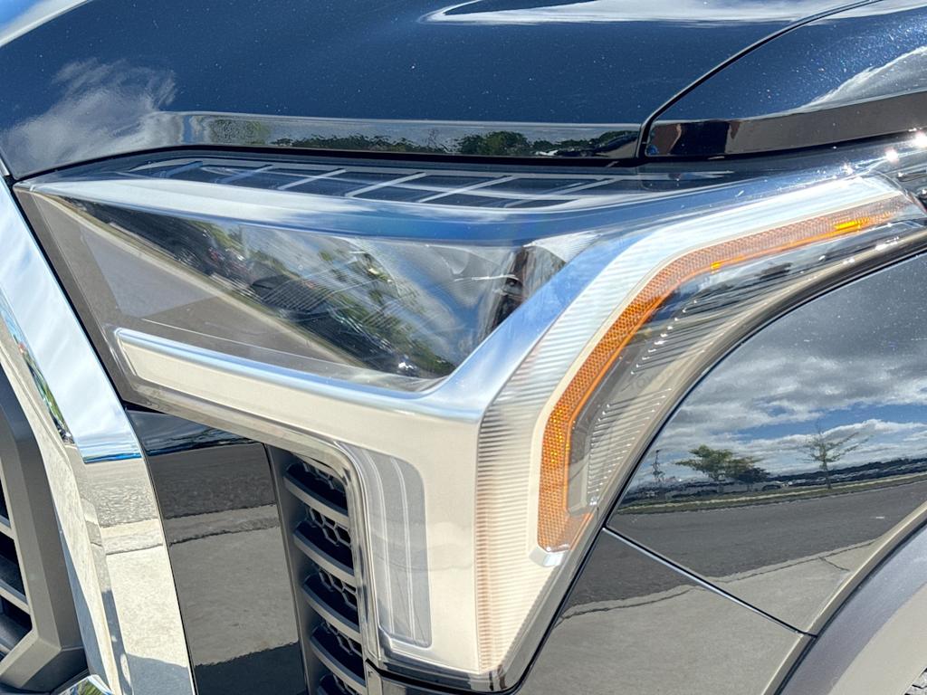 Thumbnail: 2025 Toyota Tundra - 22