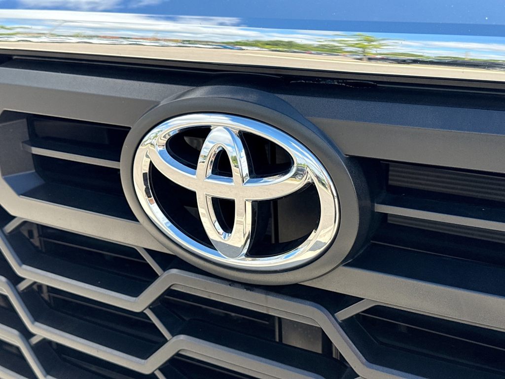 Thumbnail: 2025 Toyota Tundra - 7