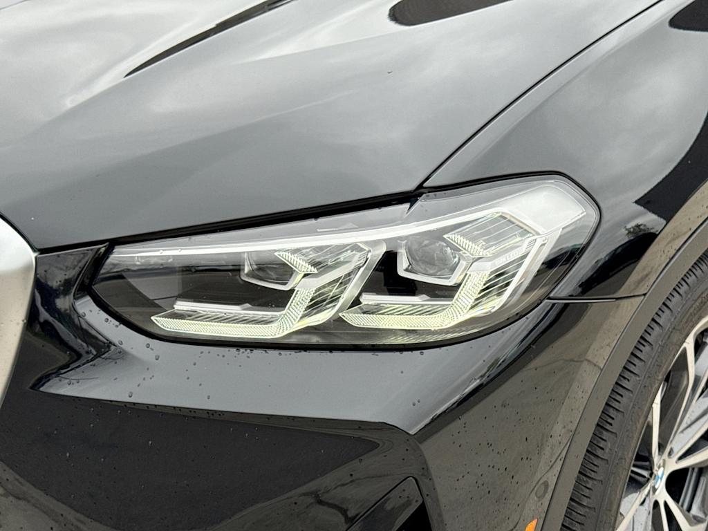 Thumbnail: 2022 BMW X4 - 23