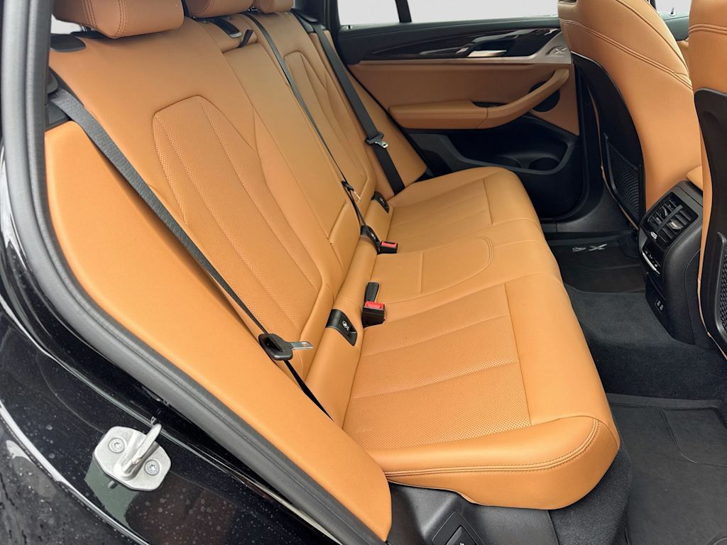Thumbnail: 2022 BMW X4 - 28