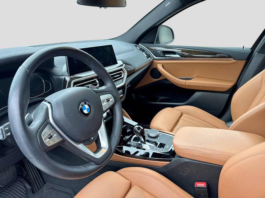 Thumbnail: 2022 BMW X4 - 2