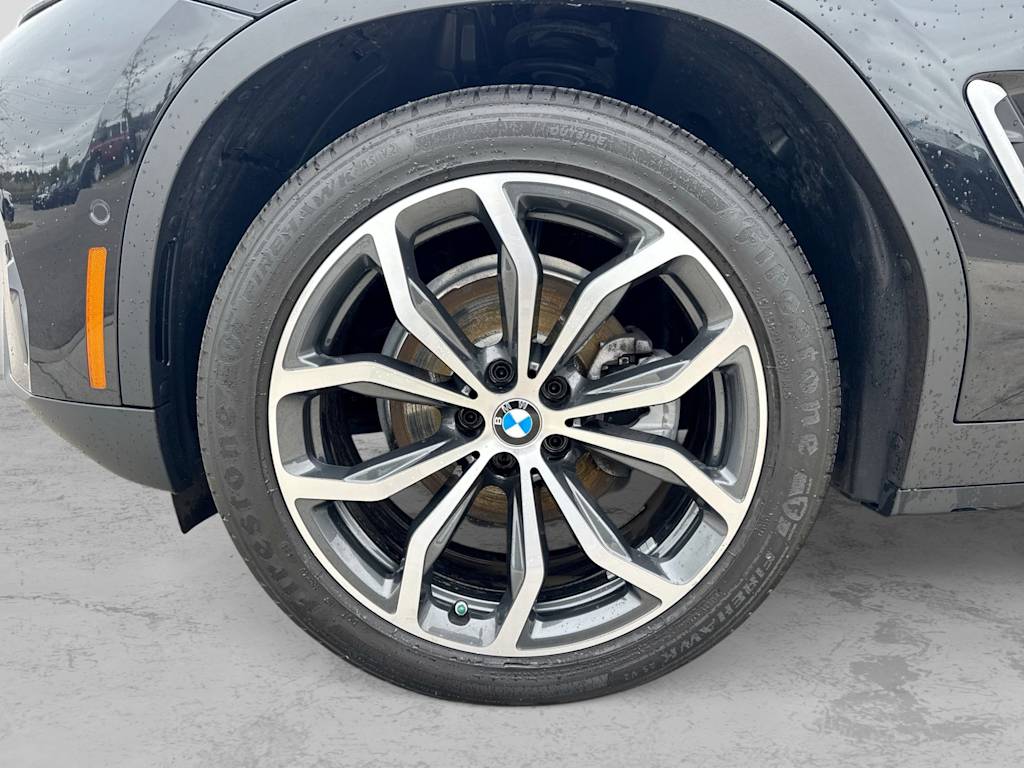 Thumbnail: 2022 BMW X4 - 8