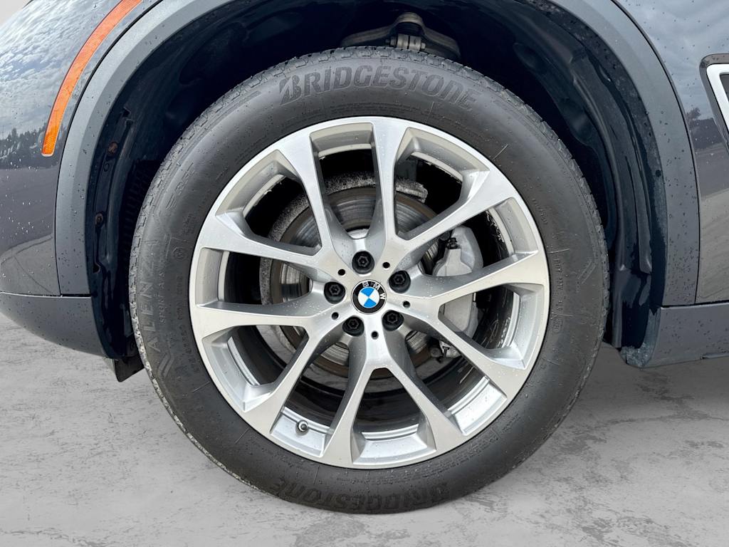Thumbnail: 2021 BMW X5 - 8