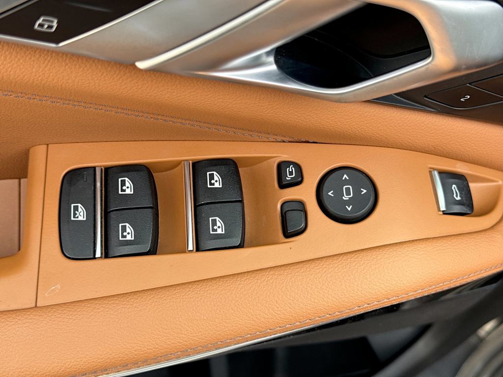 Thumbnail: 2021 BMW X5 - 24