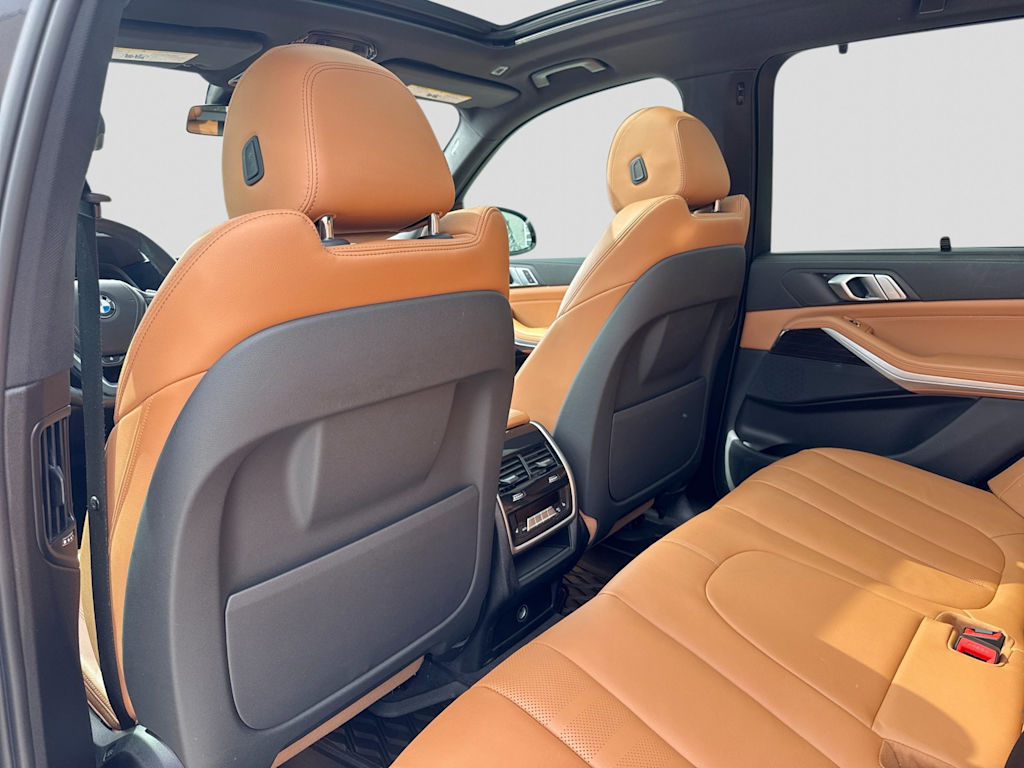 Thumbnail: 2021 BMW X5 - 12